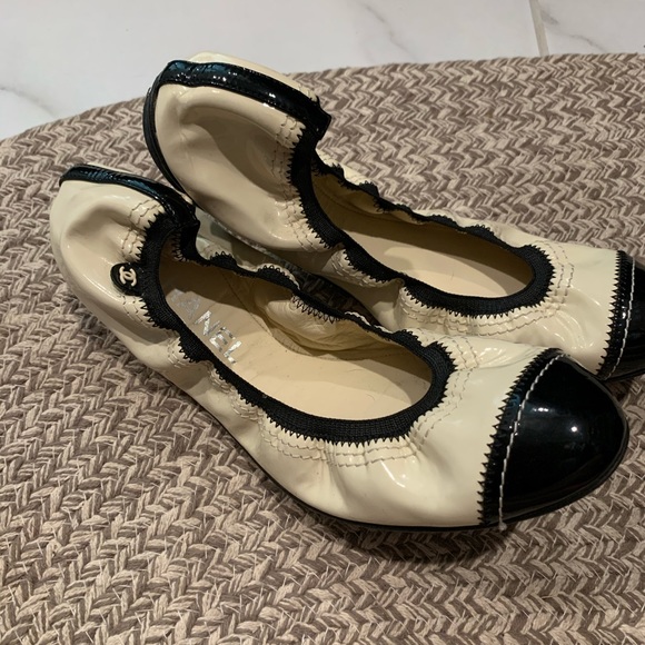 Chanel Ballet Flats 10.5 - Picture 1 of 5